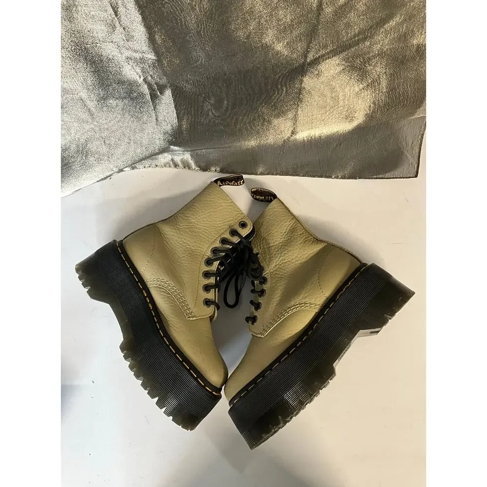 Dr. Martens 1460 Pascal Max Boots
